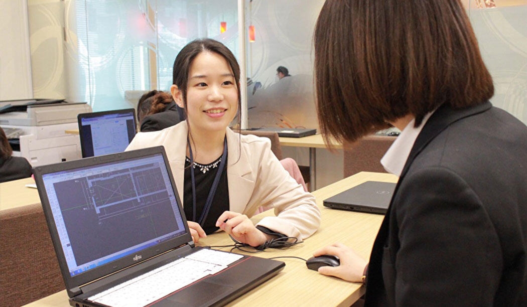 夢真の充実した研修で、未経験からCADオペレーターへ！