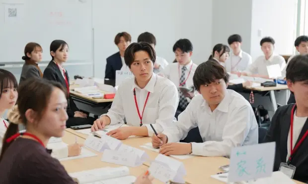 研修を受ける社員の様子